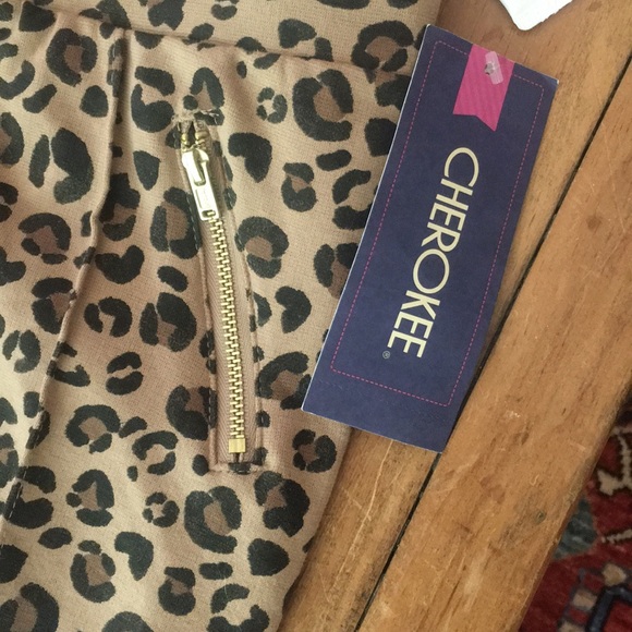 NWT Adorable Cherokee Girls’ XL Leopard Pants - Picture 3 of 6